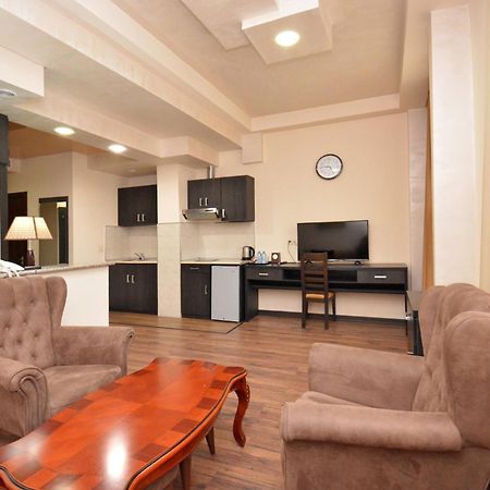 Partez Hotel 예레반 외부 사진