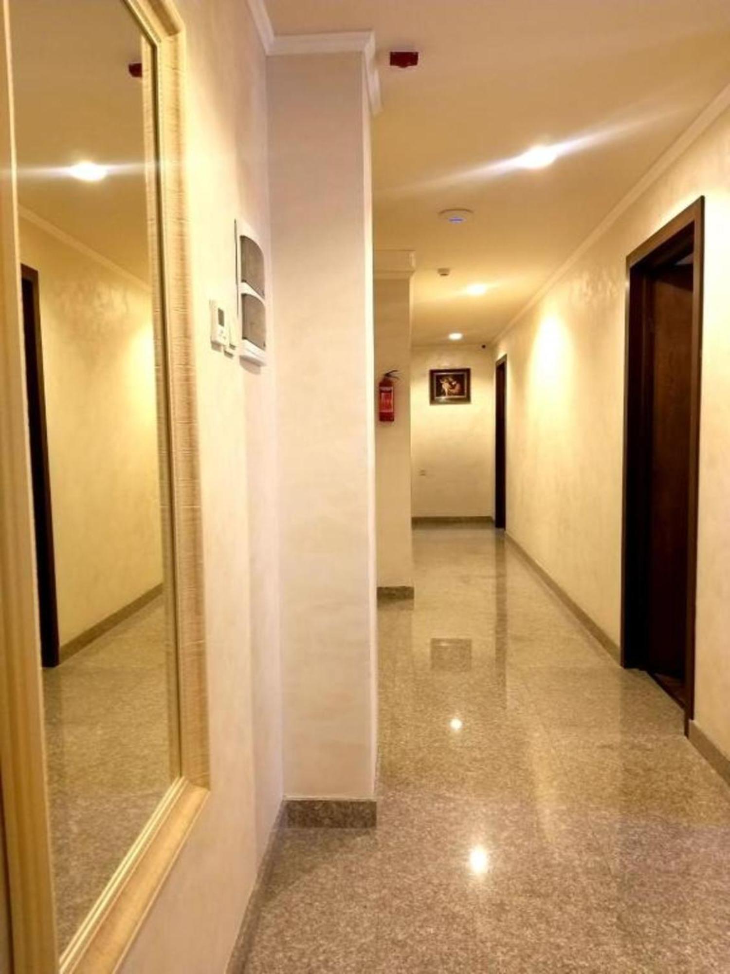 Partez Hotel 예레반 외부 사진