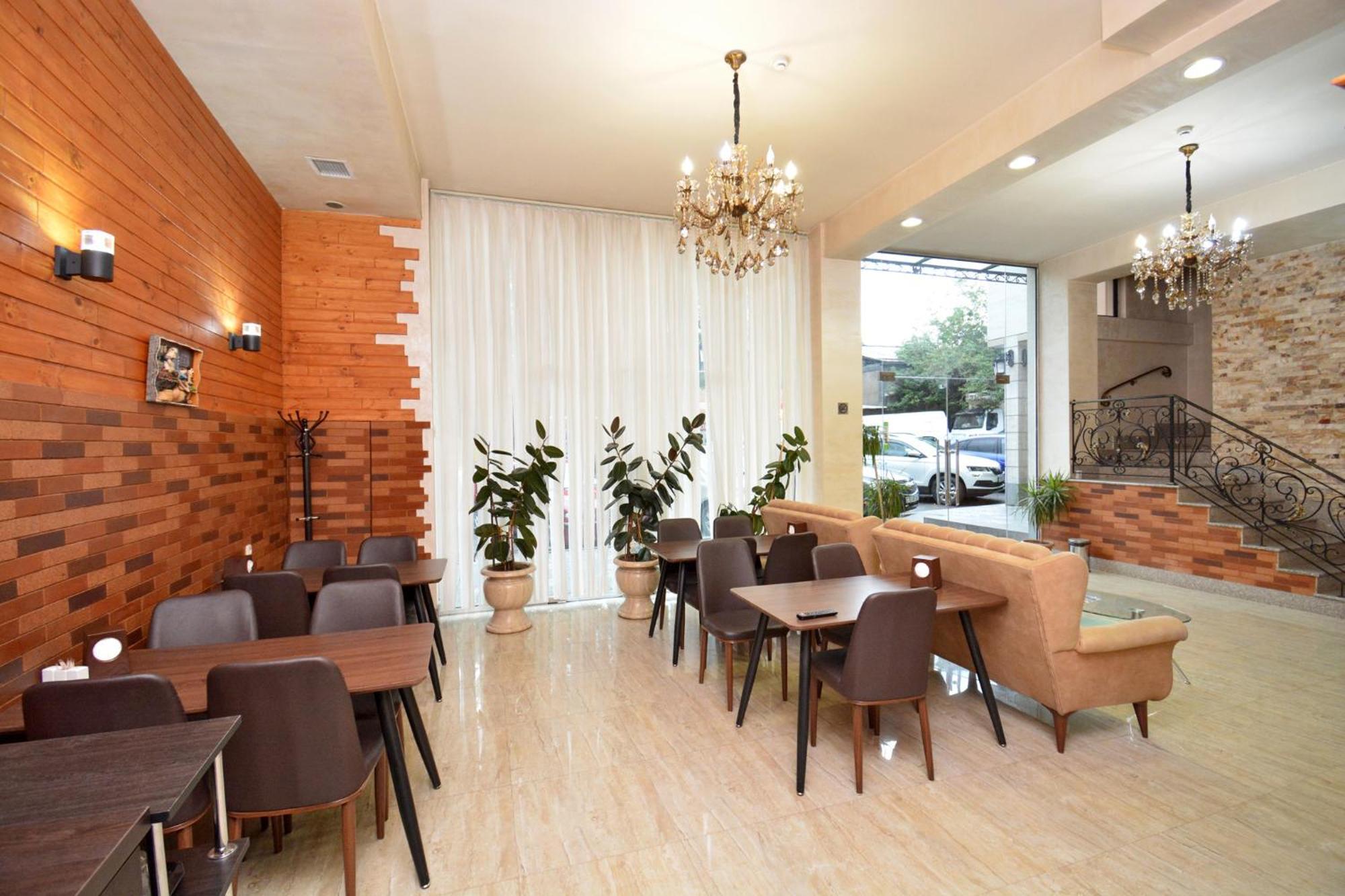 Partez Hotel 예레반 외부 사진