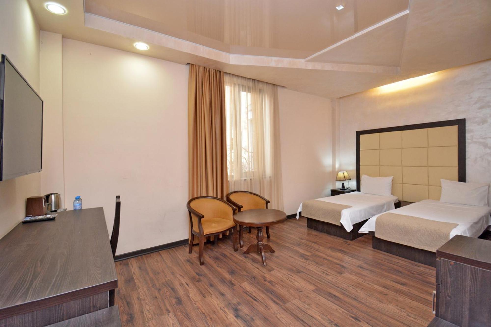 Partez Hotel 예레반 외부 사진