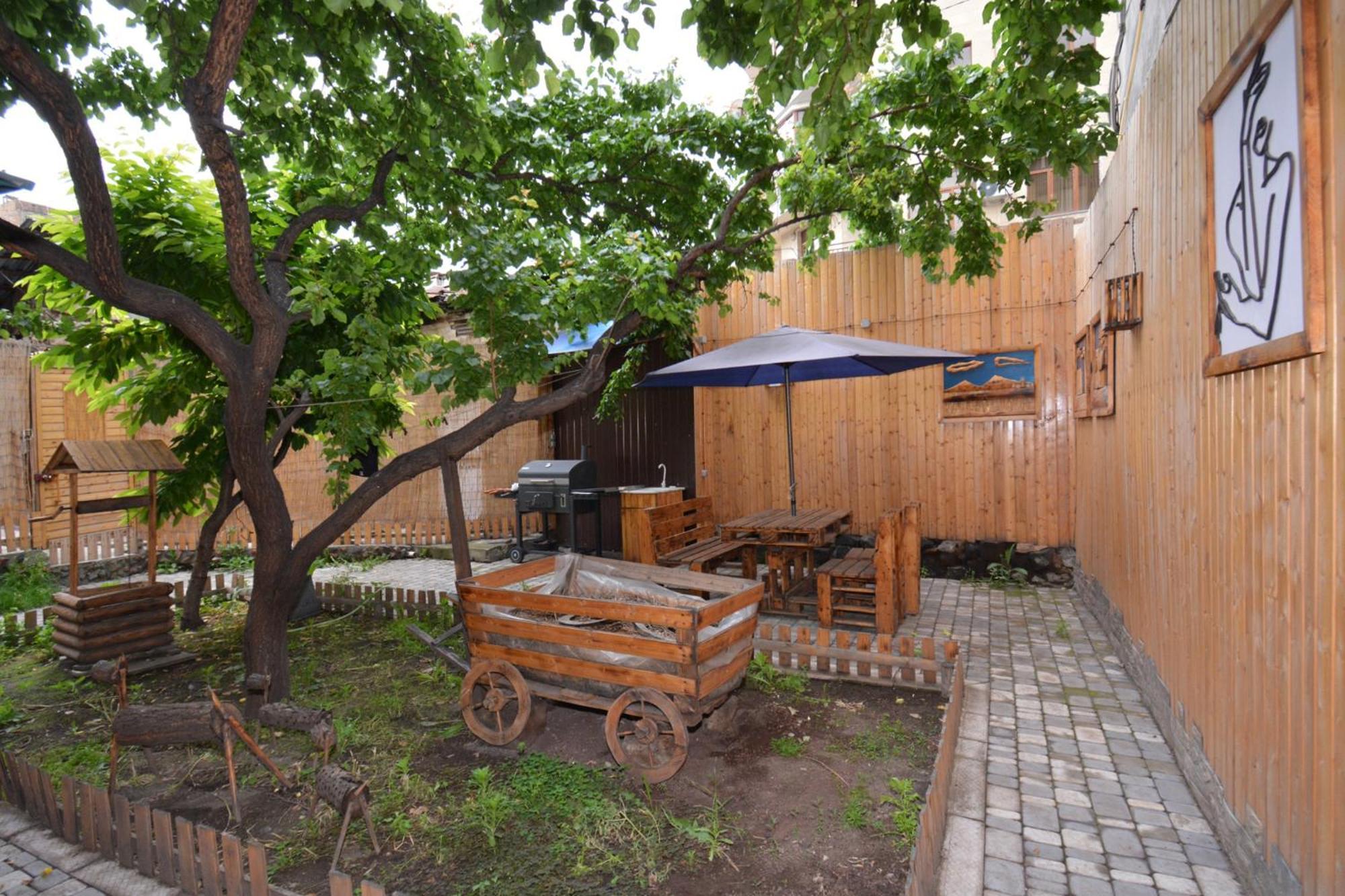 Partez Hotel 예레반 외부 사진