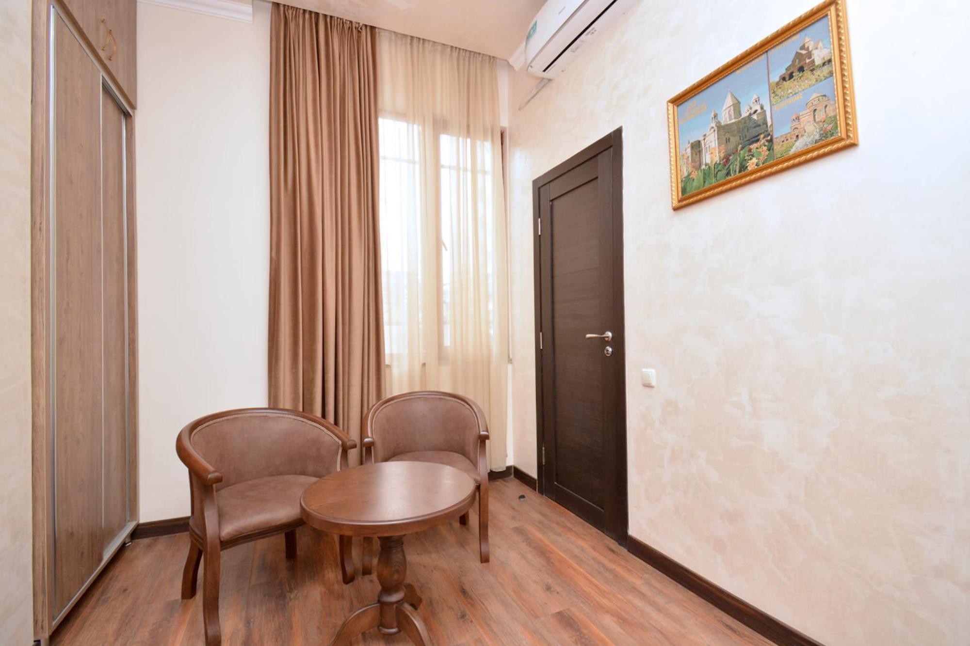Partez Hotel 예레반 외부 사진