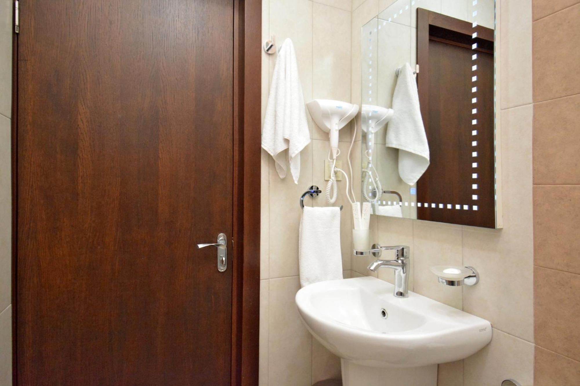 Partez Hotel 예레반 외부 사진