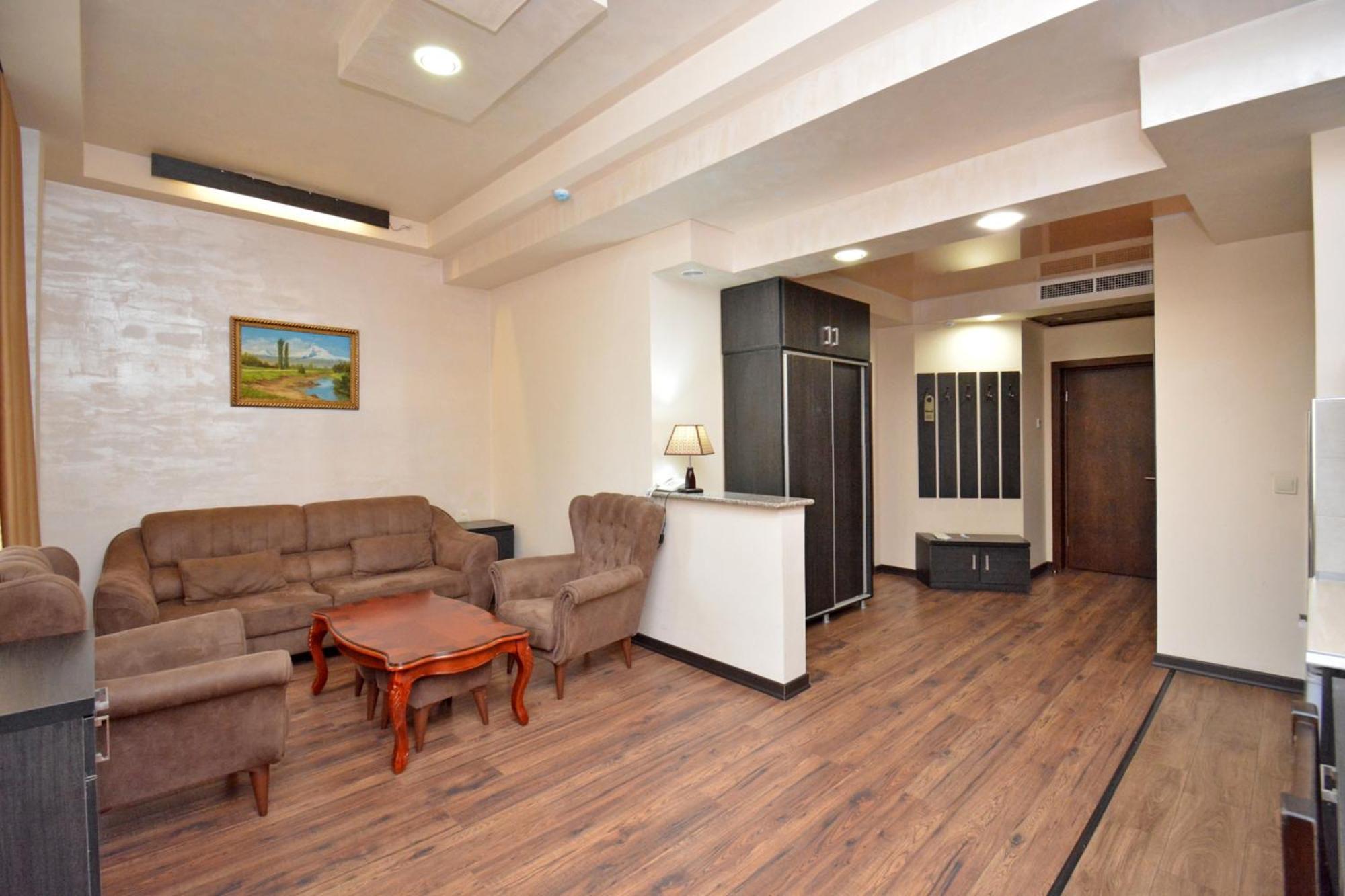 Partez Hotel 예레반 외부 사진